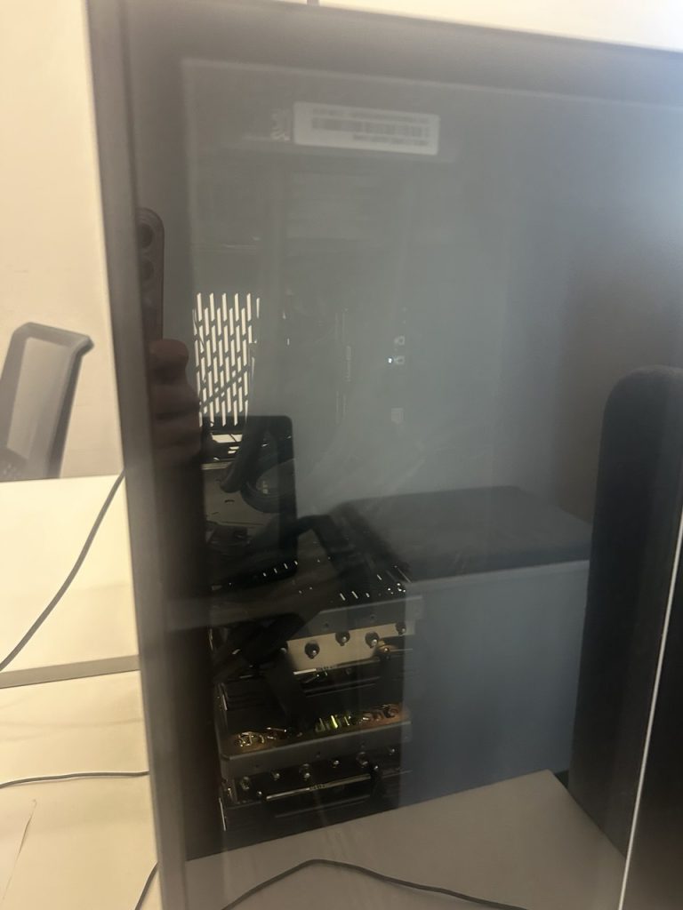 Server with GPU and great memory